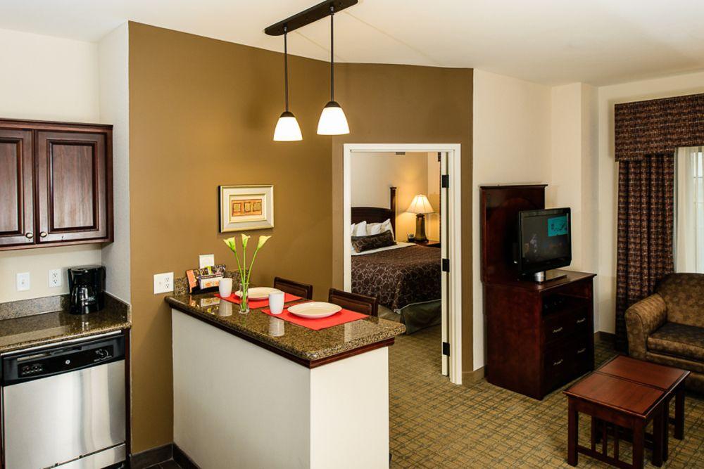 Staybridge Houston-nasa Clear By Ihg Hotel Webster